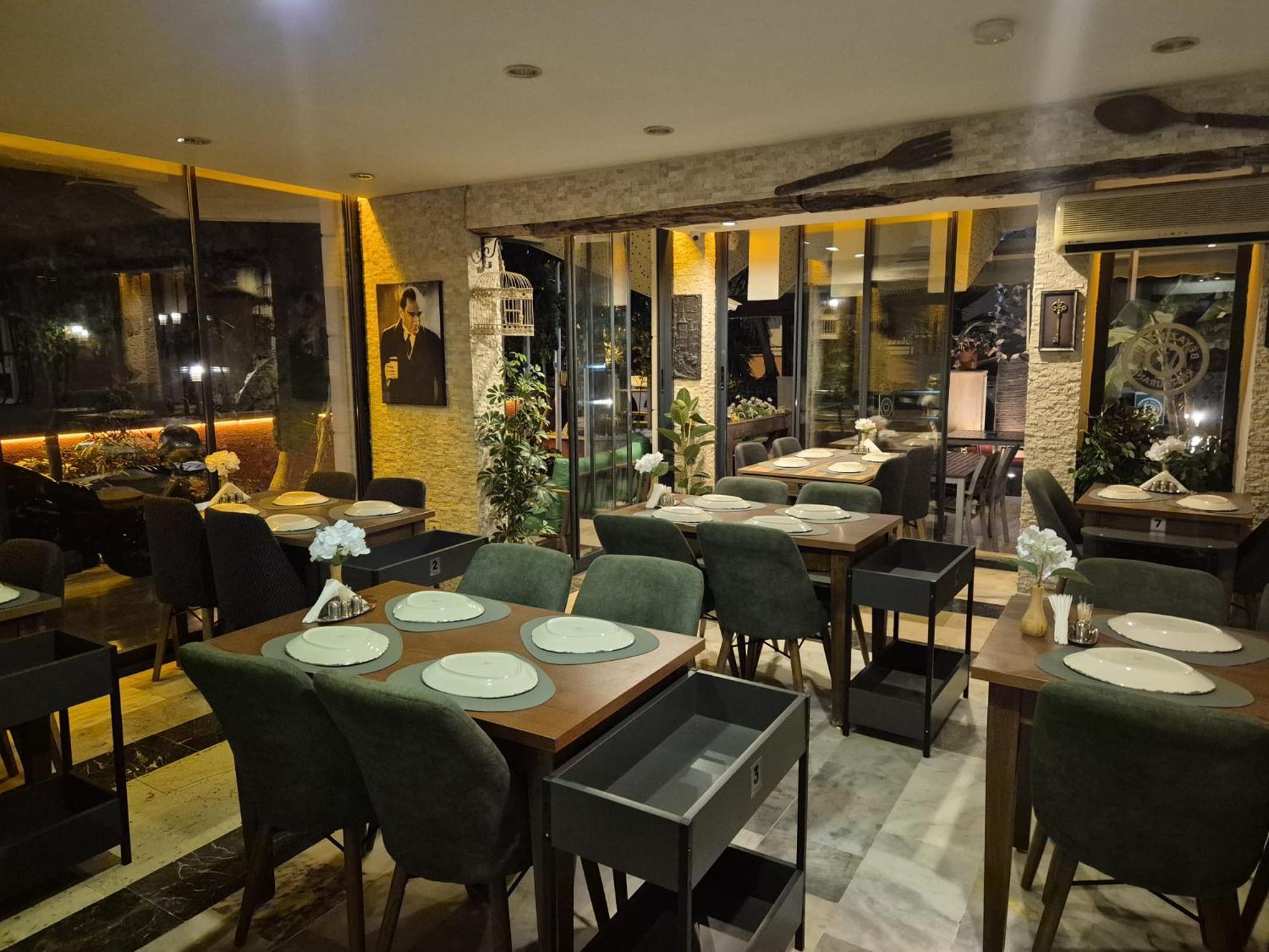 Beyaz Melek Apart Hotel อันตัลยา ภายนอก รูปภาพ